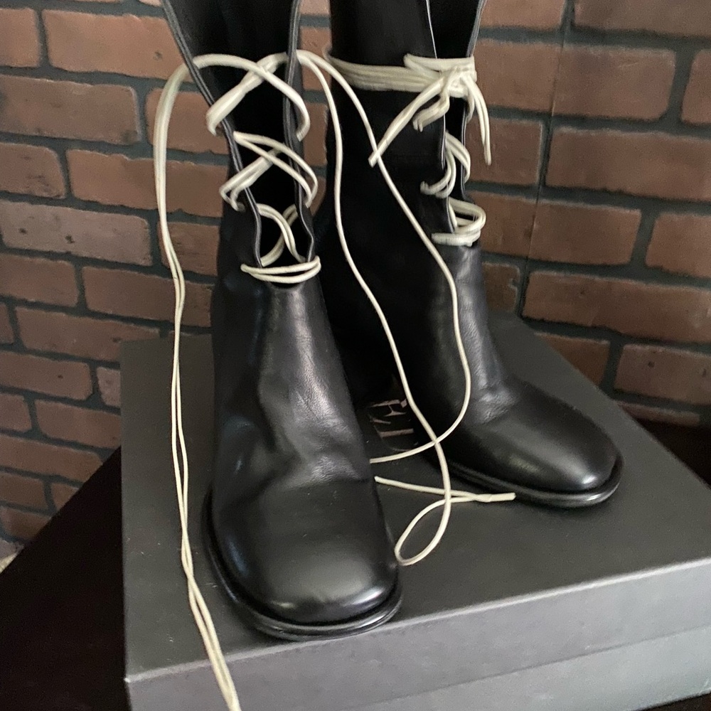 Ernesto Dolani laced boots
